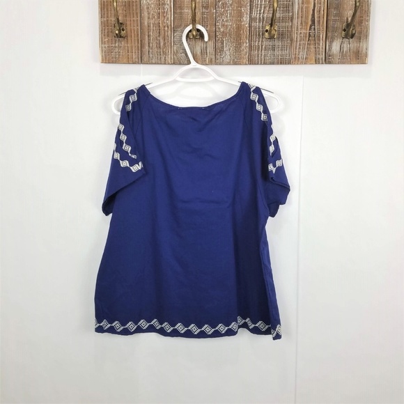 Cupcakes And Cashmere Women's Pastoria Linen Boxy Cold Shoulder Blouse Top - Picture 6 of 8